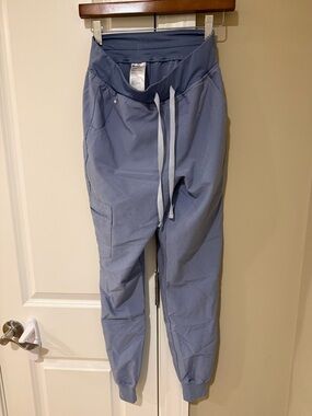 Women’s scrub pants